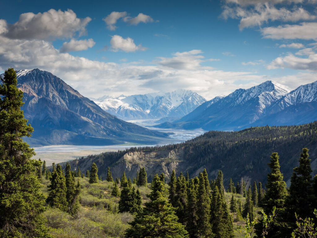 Top 3 Trails in Canada to Conquer in the First Week of August